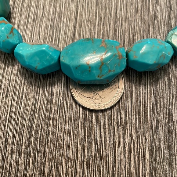Turquoise chunk necklace - Picture 7 of 11